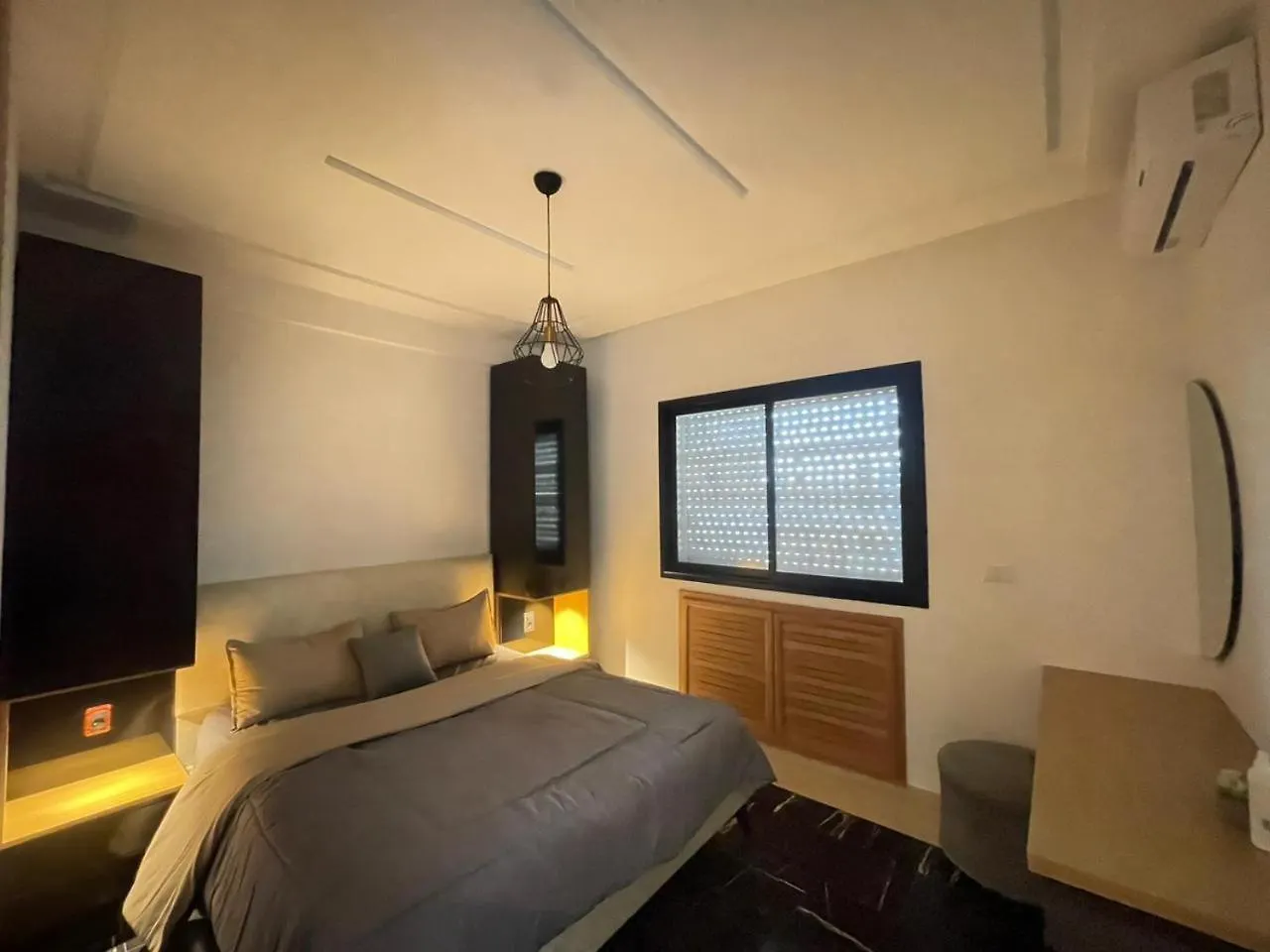 The Mac House Cite Les Palmiers Apartment Sukrah